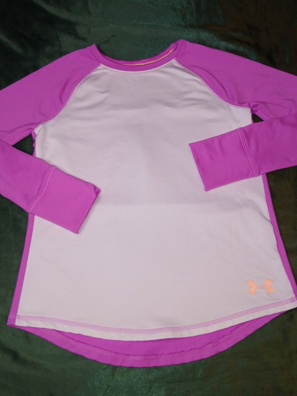 Under Armour Girls ColdGear Long Sleeve Shirt - Youth Medium